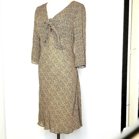 Isabella Bird  Anthropologie Brown Shear Lined Size 10 Casual Elegant Midi Dress - Picture 4 of 14